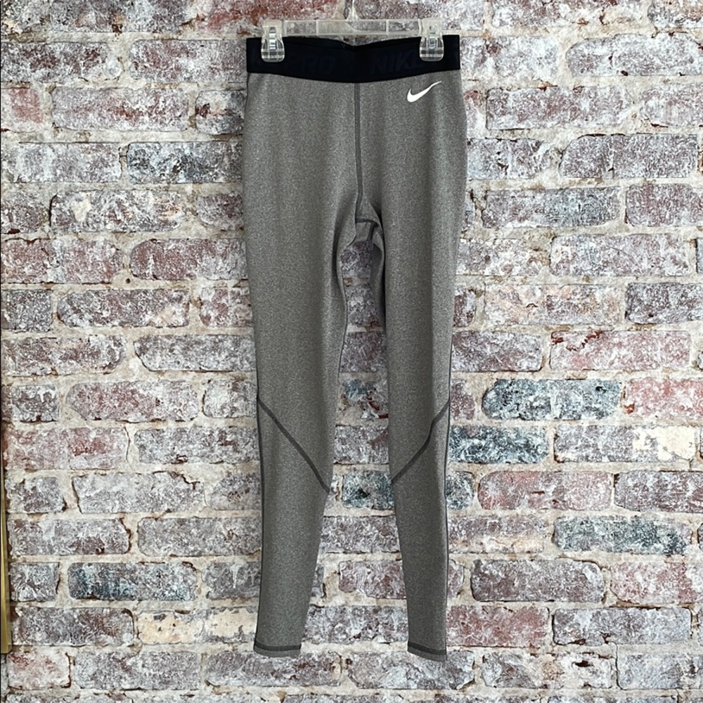 Nike Pro Gray Leggings